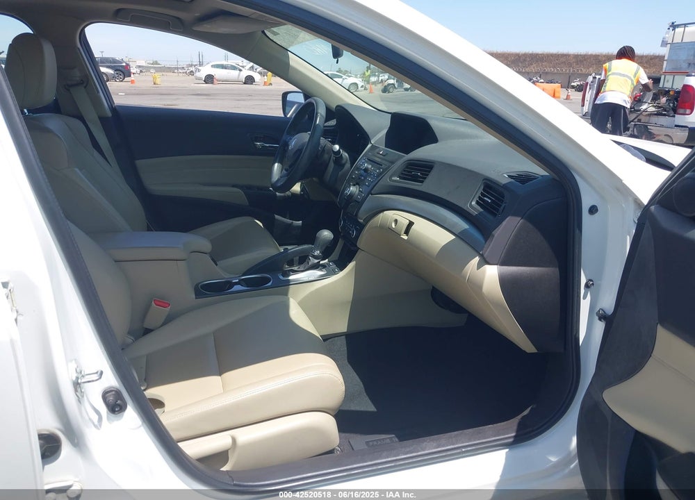 2018 ACURA ILX VIN: 19UDE2F3XJA009432