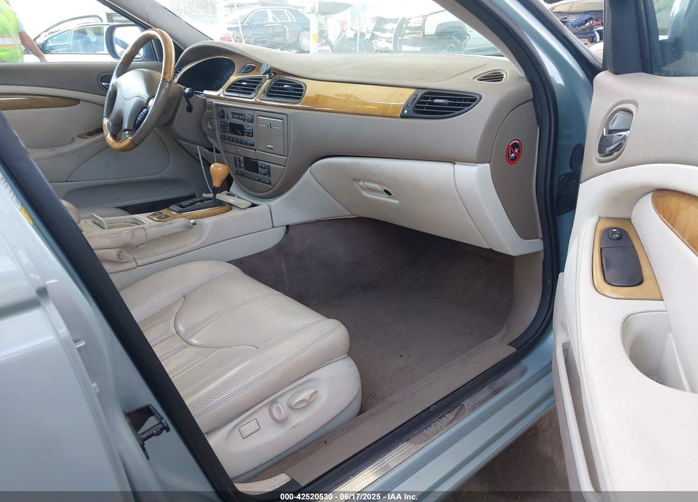 2001 JAGUAR S-TYPE 3.0L V6 VIN: SAJDA01N81FL95246