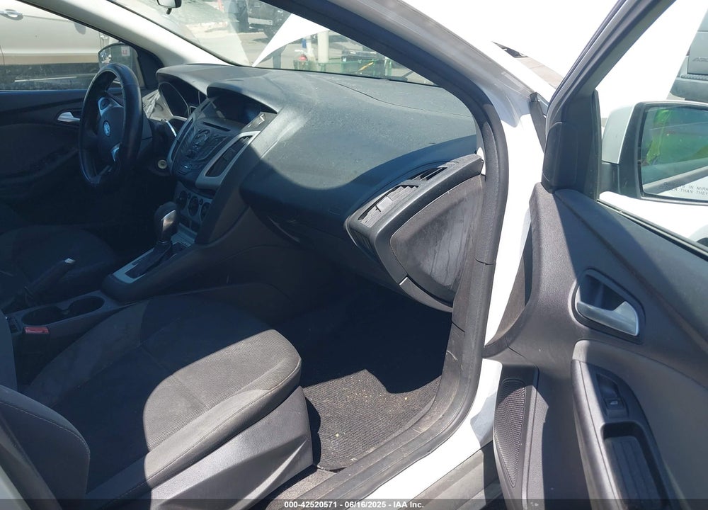 2013 FORD FOCUS VIN: 1FADP3F25DL290446