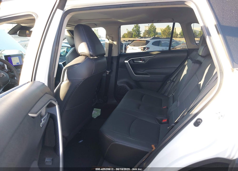 2023 TOYOTA RAV4 XLE PREMIUM VIN: 2T3C1RFV7PW276165