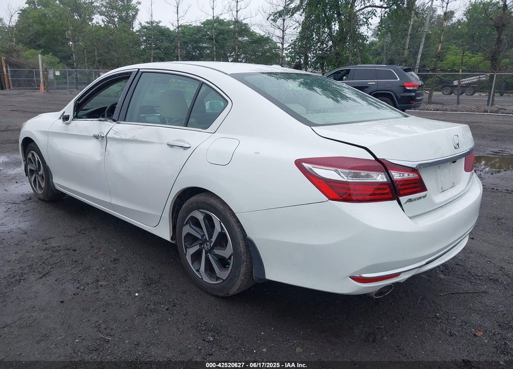 2016 HONDA ACCORD VIN: 1HGCR3F07GA002345