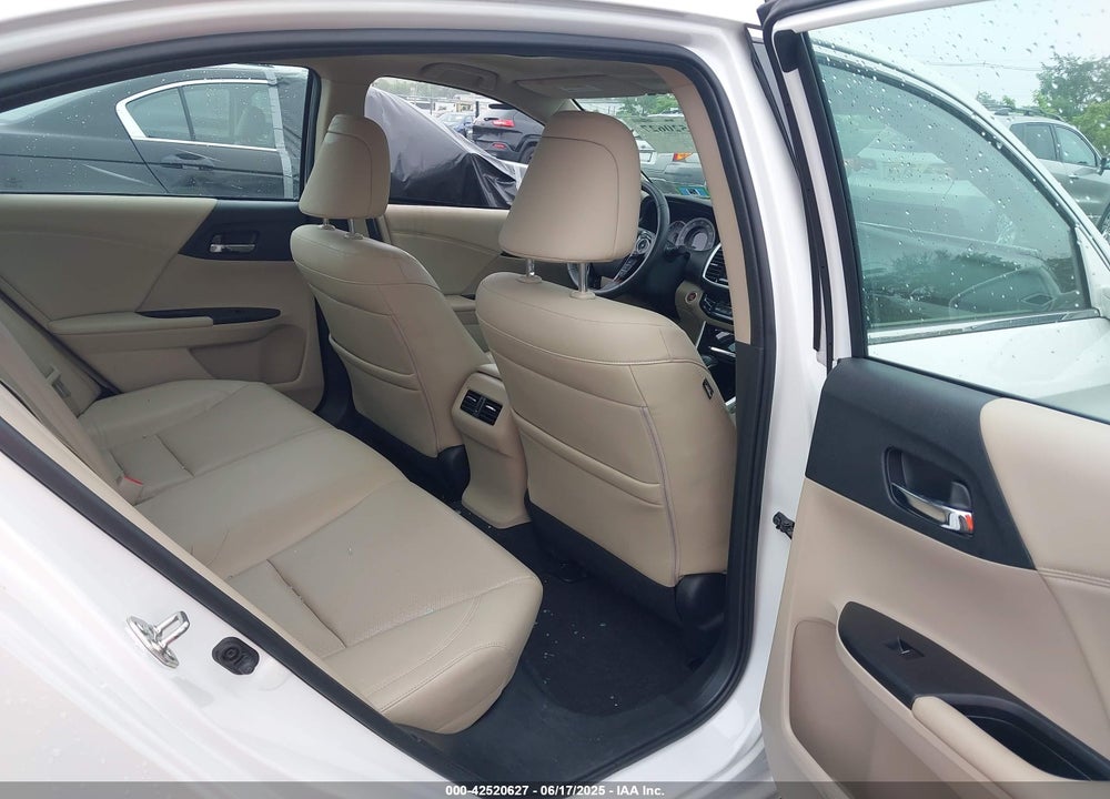 2016 HONDA ACCORD VIN: 1HGCR3F07GA002345
