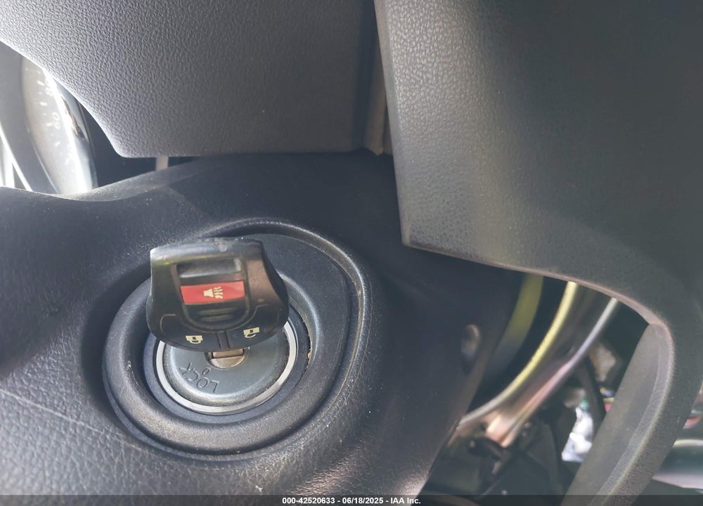 2013 NISSAN ROGUE VIN: JN8AS5MT6DW525863
