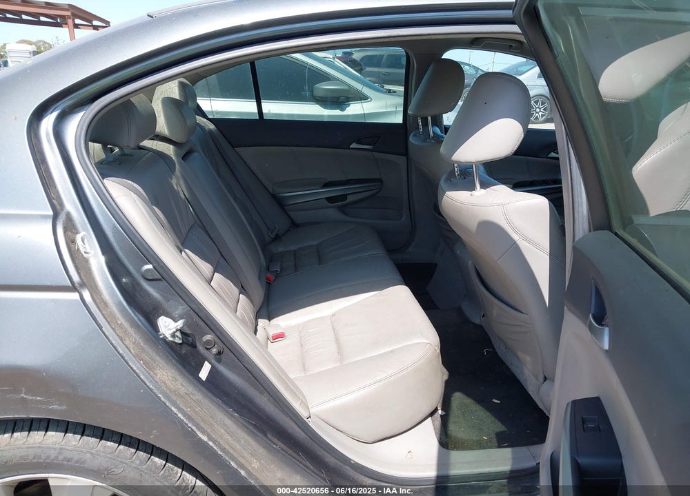 2008 HONDA ACCORD 2.4 EX-L VIN: 1HGCP26818A096584