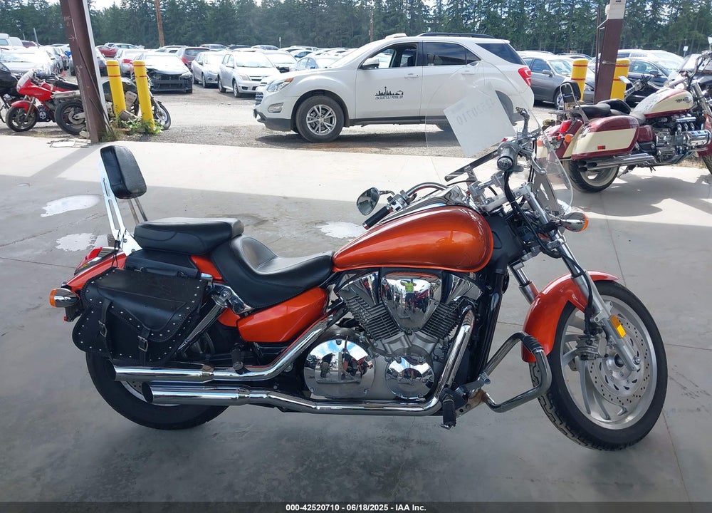 2006 HONDA VTX1300 C VIN: 1HFSC55096A212491