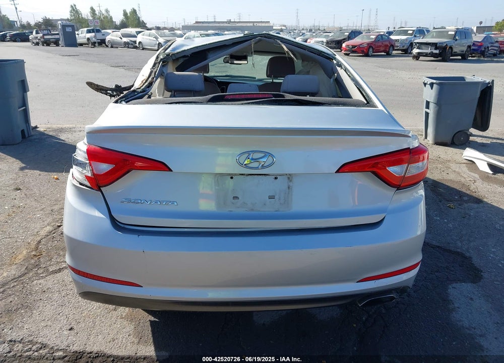 2016 HYUNDAI SONATA VIN: 5NPE24AF4GH402272