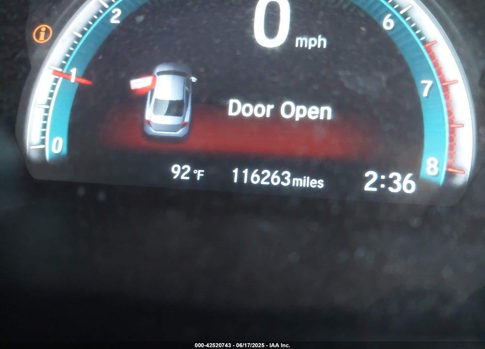 2016 HONDA CIVIC VIN: 2HGFC1F46GH640013