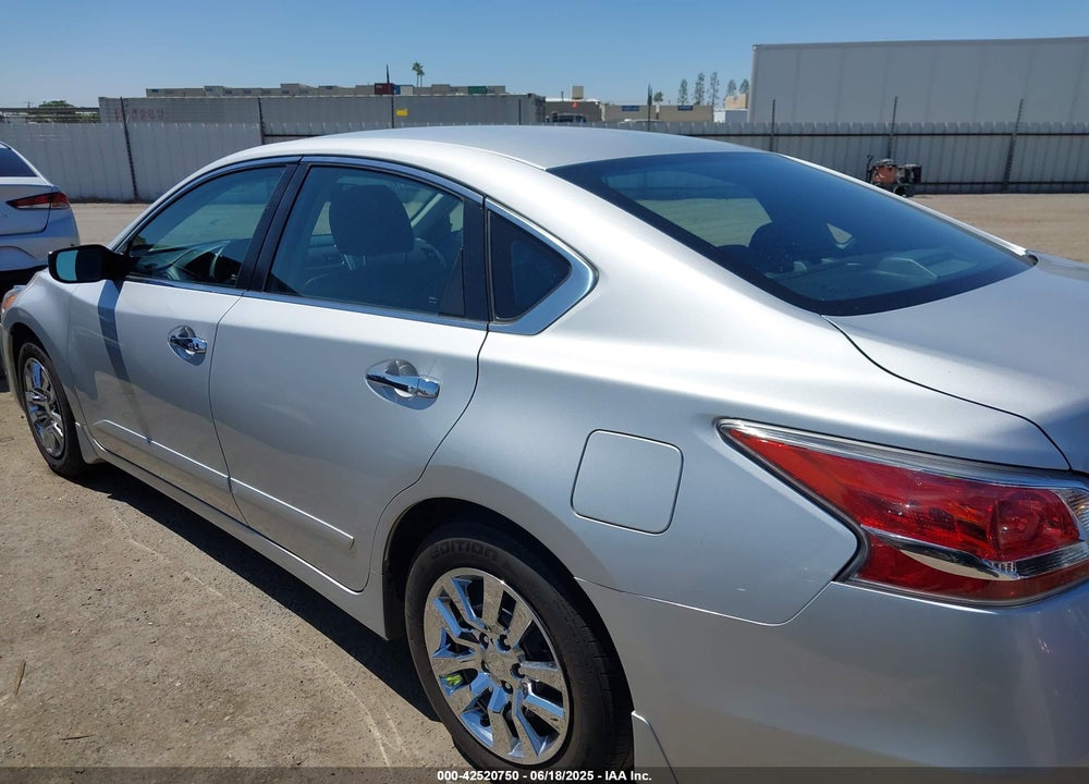 2015 NISSAN ALTIMA VIN: 1N4AL3AP1FC572698