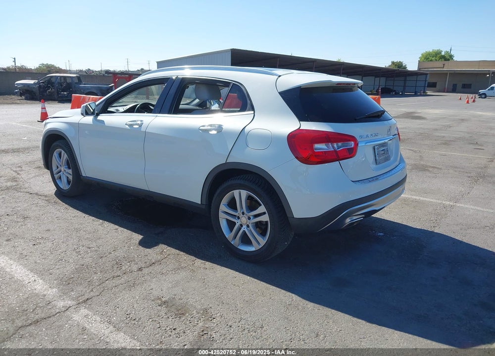 2015 MERCEDES-BENZ GLA 250 VIN: WDCTG4GB2FJ149546