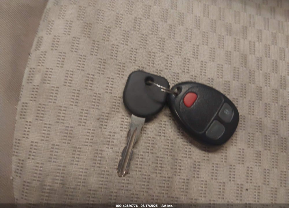 2007 CHEVROLET HHR LT VIN: 3GNDA23D57S625870