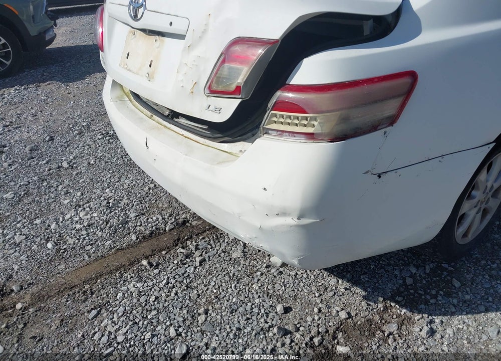 2011 TOYOTA CAMRY VIN: 4T1BF3EK1BU764563
