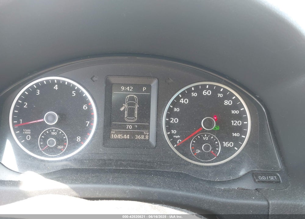 2013 VOLKSWAGEN TIGUAN S VIN: WVGAV3AX4DW598367