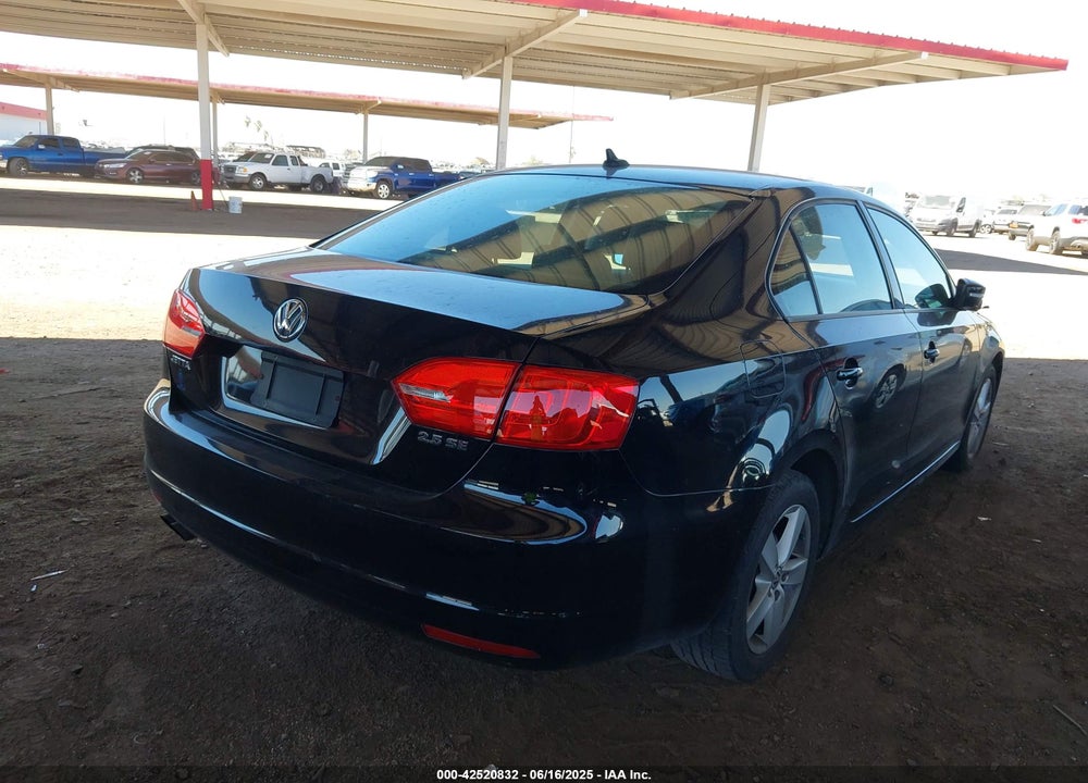 2012 VOLKSWAGEN JETTA SE W/CONVENIENCE/SUNROOF VIN: 3VWDX7AJ8CM304320