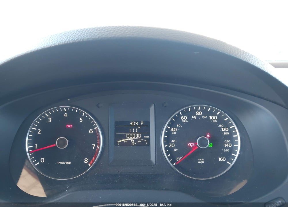 2012 VOLKSWAGEN JETTA SE W/CONVENIENCE/SUNROOF VIN: 3VWDX7AJ8CM304320
