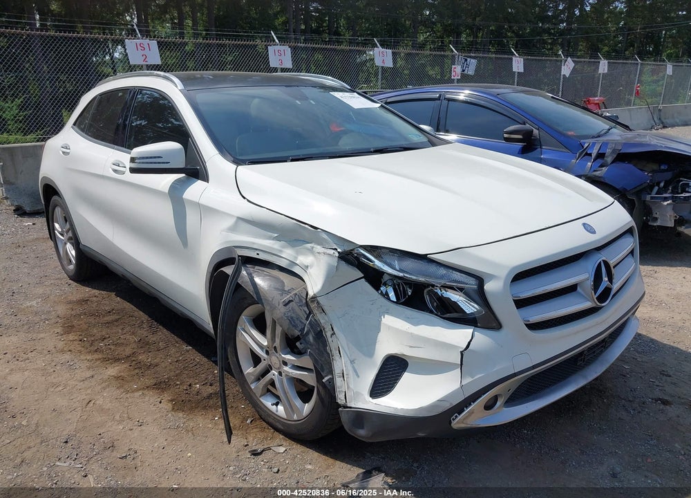 2015 MERCEDES-BENZ GLA 250 VIN: WDCTG4EB1FJ136886