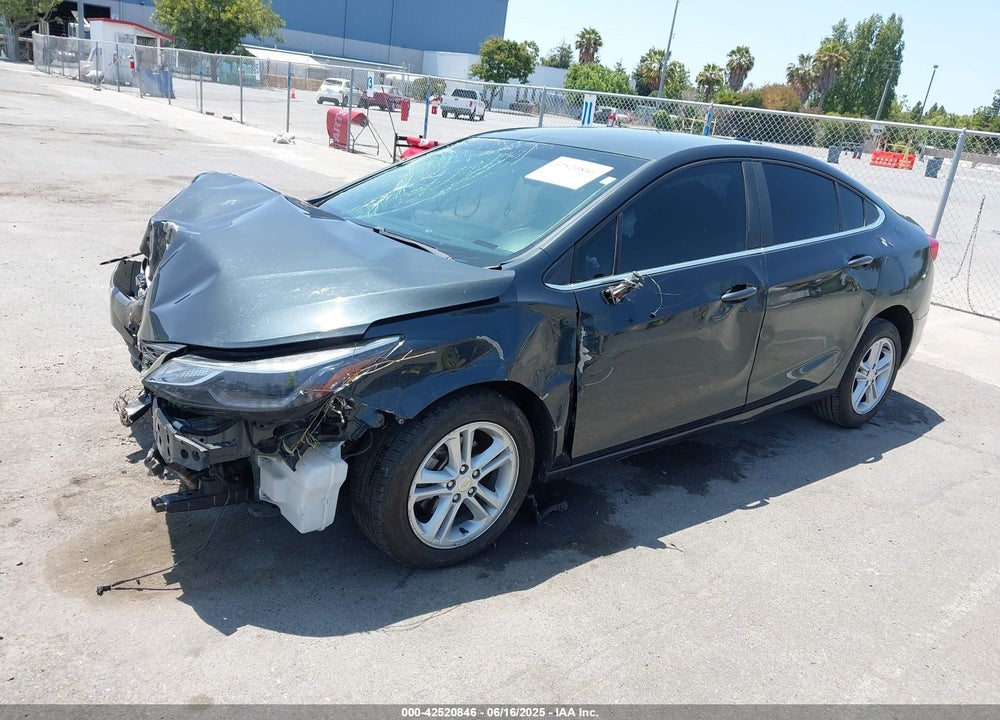 2018 CHEVROLET CRUZE VIN: 1G1BE5SM6J7195207