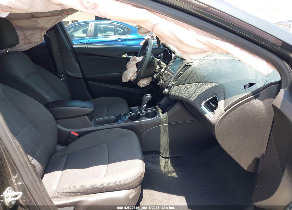 2018 CHEVROLET CRUZE VIN: 1G1BE5SM6J7195207