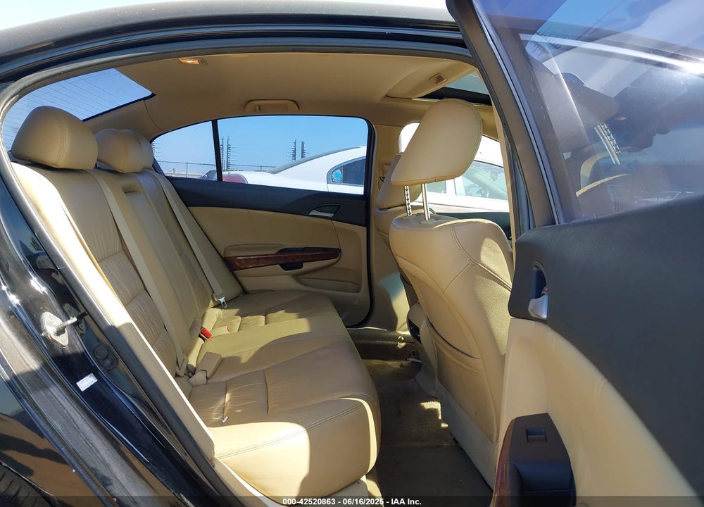 2012 HONDA ACCORD 2.4 EX-L VIN: 1HGCP2F83CA078774
