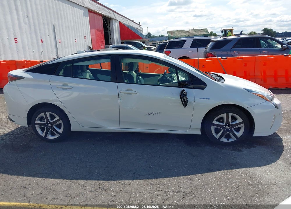 2017 TOYOTA PRIUS THREE TOURING VIN: JTDKARFU8H3051809