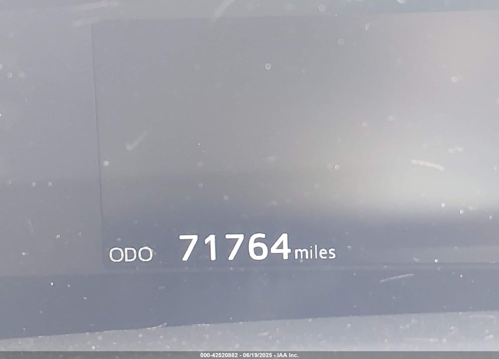 2017 TOYOTA PRIUS THREE TOURING VIN: JTDKARFU8H3051809