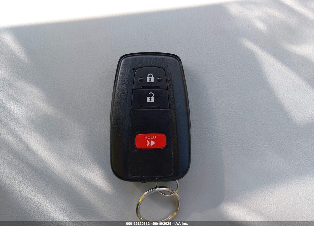 2017 TOYOTA PRIUS THREE TOURING VIN: JTDKARFU8H3051809