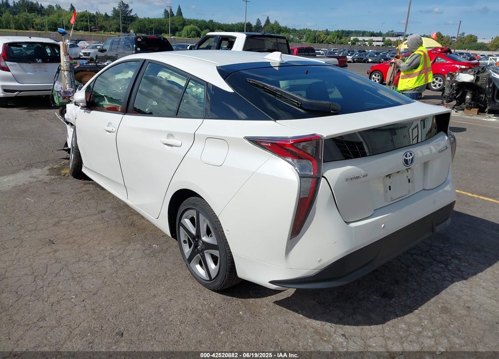 2017 TOYOTA PRIUS THREE TOURING VIN: JTDKARFU8H3051809