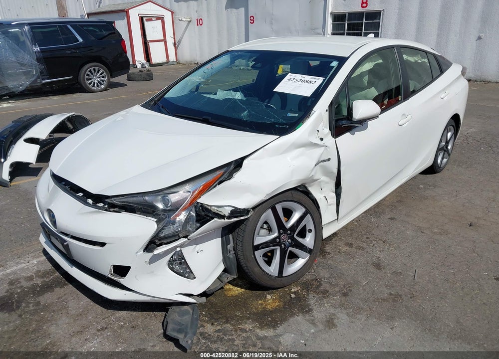 2017 TOYOTA PRIUS THREE TOURING VIN: JTDKARFU8H3051809