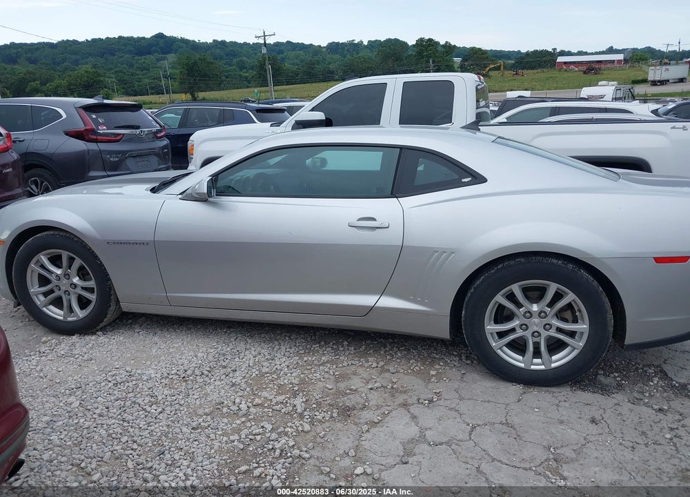 2014 CHEVROLET CAMARO VIN: 2G1FE1E39E9239749