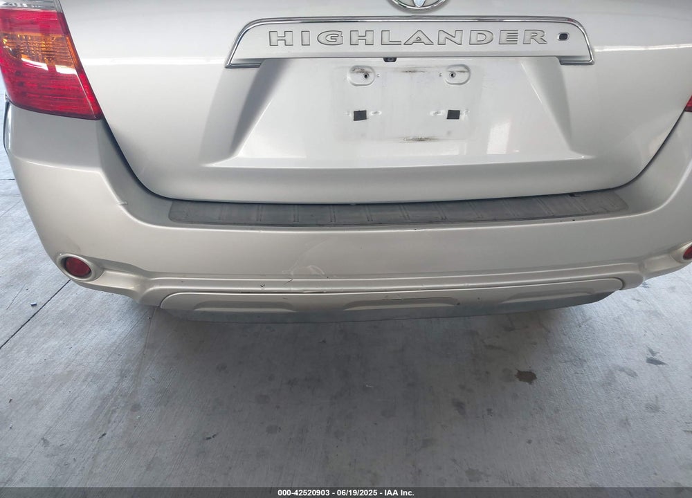 2010 TOYOTA HIGHLANDER LIMITED V6 VIN: 5TDYK3EH5AS004136