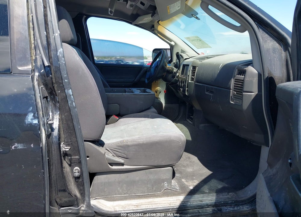 2004 NISSAN TITAN XE VIN: 1N6AA06B74N583943