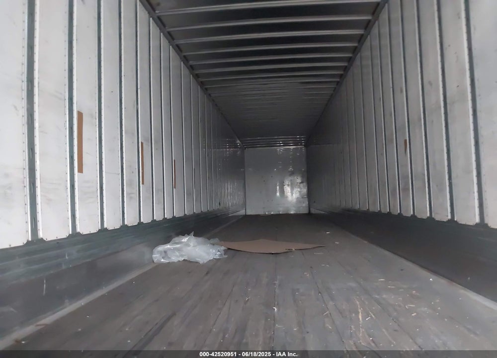 2021 UTILITY TRAILER MFG --- VIN: 1UYVS2532M3353215