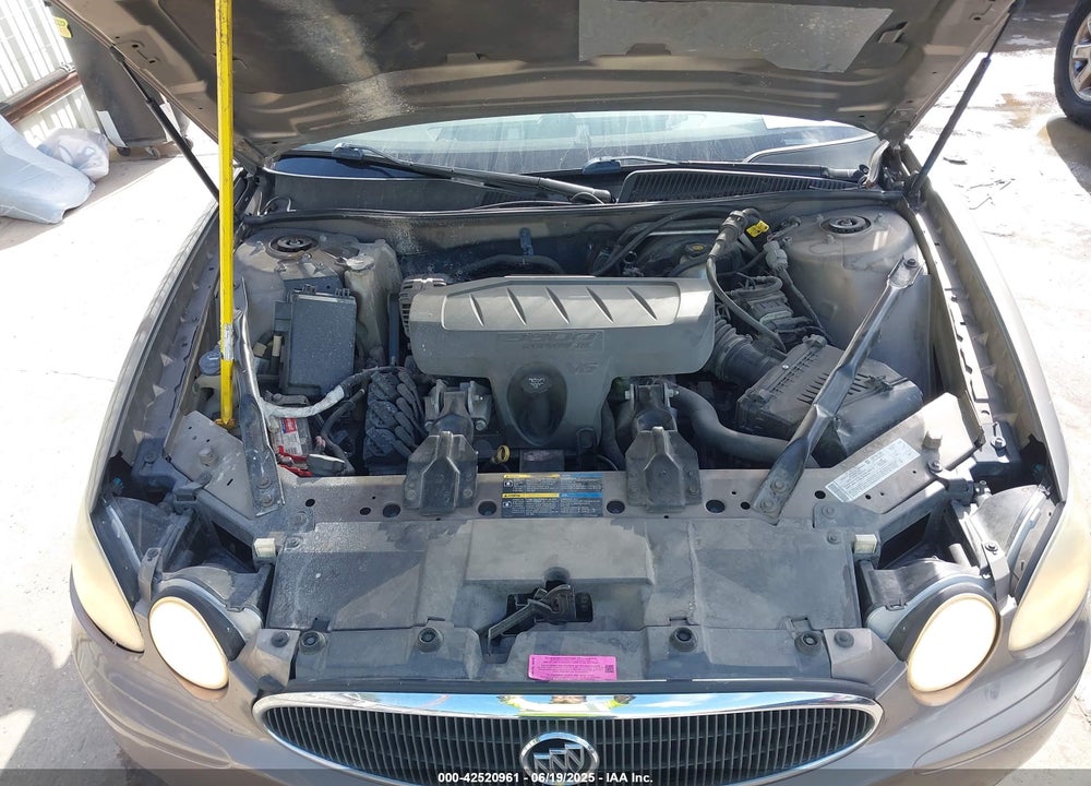 2006 BUICK LACROSSE CX VIN: 2G4WC582X61164398