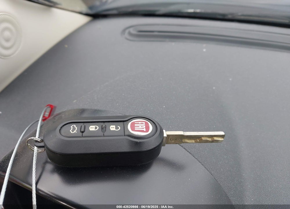 2013 FIAT 500 POP VIN: 3C3CFFAR7DT690001