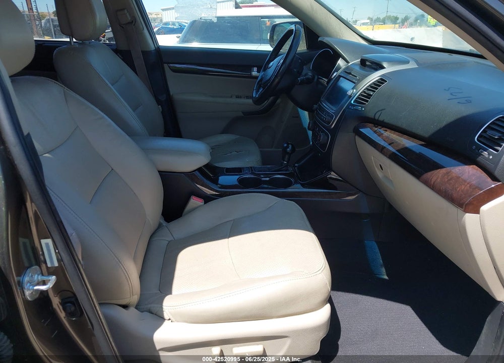 2015 KIA SORENTO EX V6 VIN: 5XYKUDA70FG556683