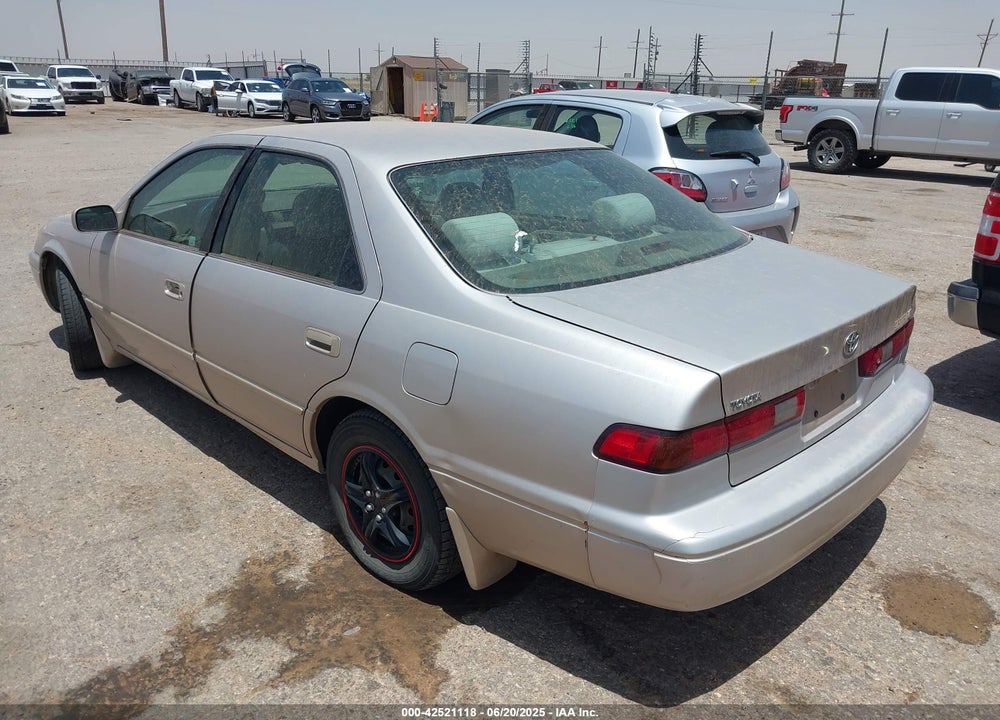 1999 TOYOTA CAMRY LE VIN: 4T1BG22K7XU568937