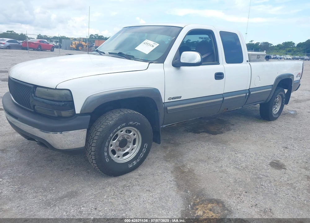 2000 CHEVROLET SILVERADO 2500 LS VIN: 1GCGK29U5YE299414
