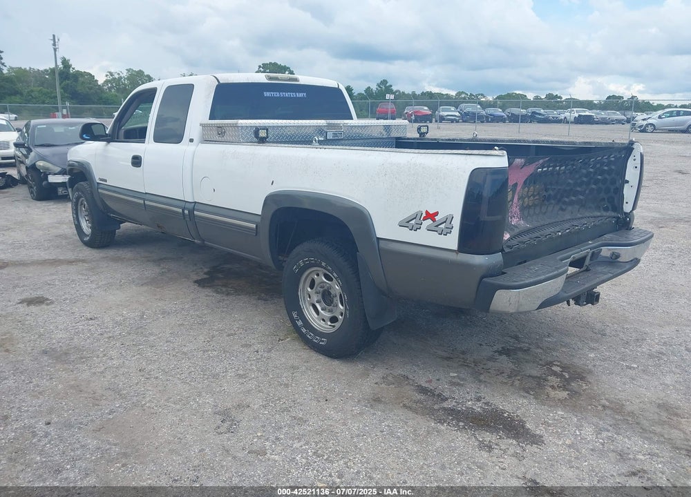 2000 CHEVROLET SILVERADO 2500 LS VIN: 1GCGK29U5YE299414
