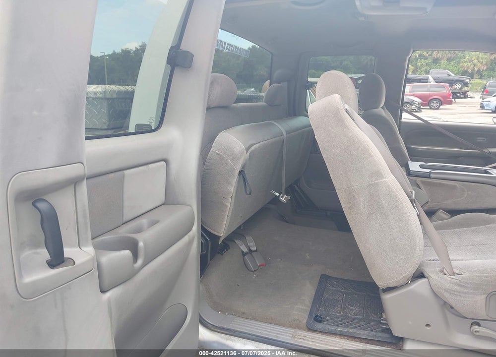 2000 CHEVROLET SILVERADO 2500 LS VIN: 1GCGK29U5YE299414