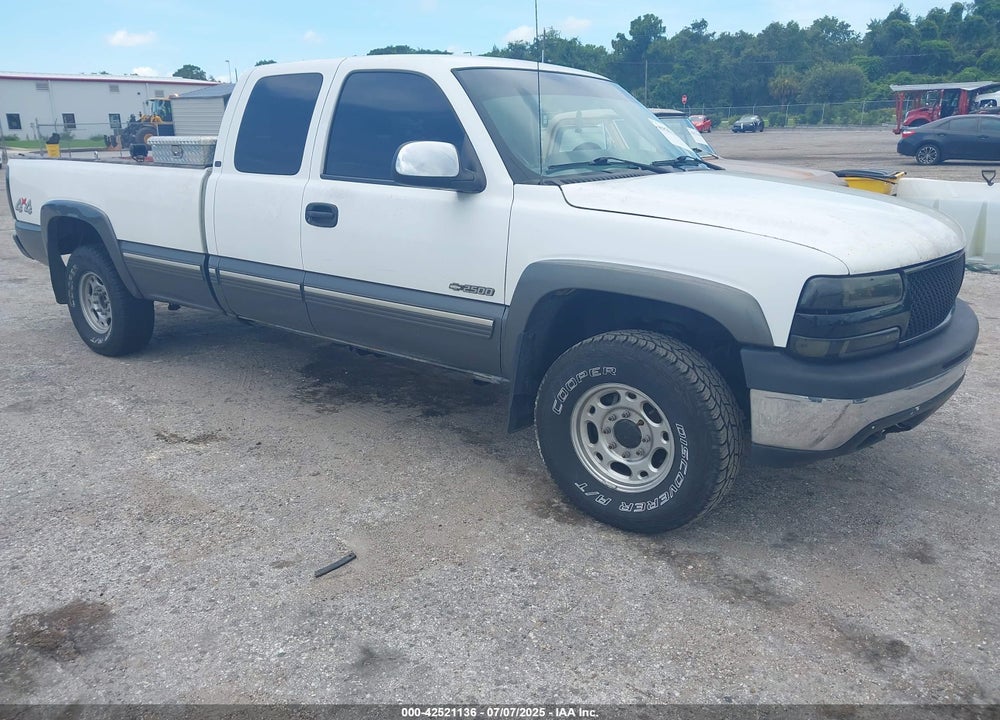 2000 CHEVROLET SILVERADO 2500 LS VIN: 1GCGK29U5YE299414