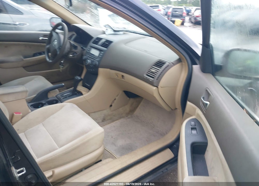 2003 HONDA ACCORD 2.4 LX VIN: 1HGCM563X3A005819