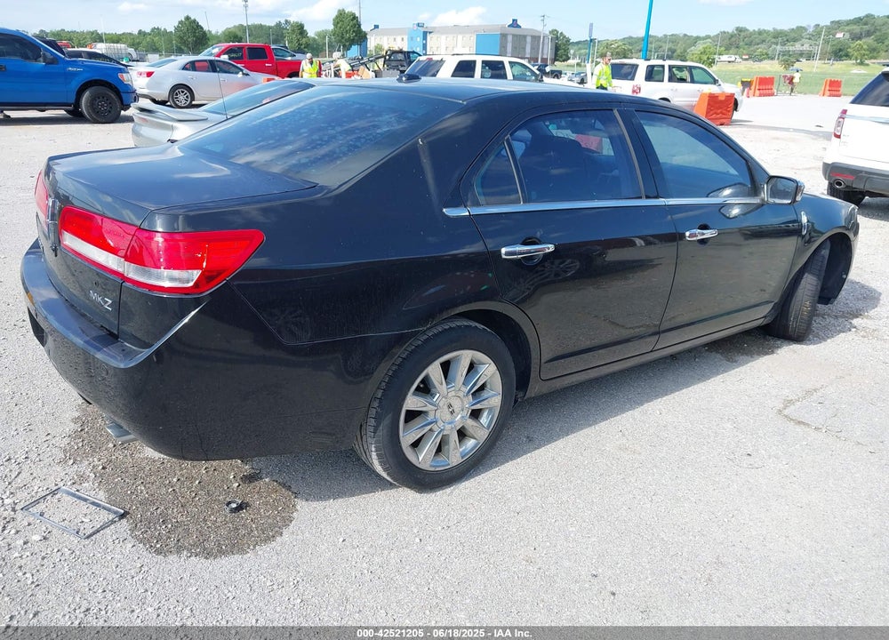 2011 LINCOLN MKZ VIN: 3LNHL2GC5BR766570