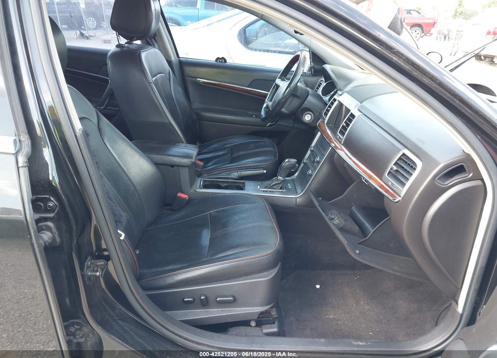 2011 LINCOLN MKZ VIN: 3LNHL2GC5BR766570