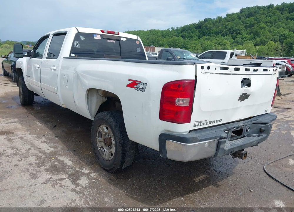 2008 CHEVROLET SILVERADO 3500HD VIN: 1GCHK33658F121307