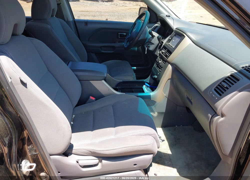 2008 HONDA PILOT VIN: 5FNYF183X8B000347