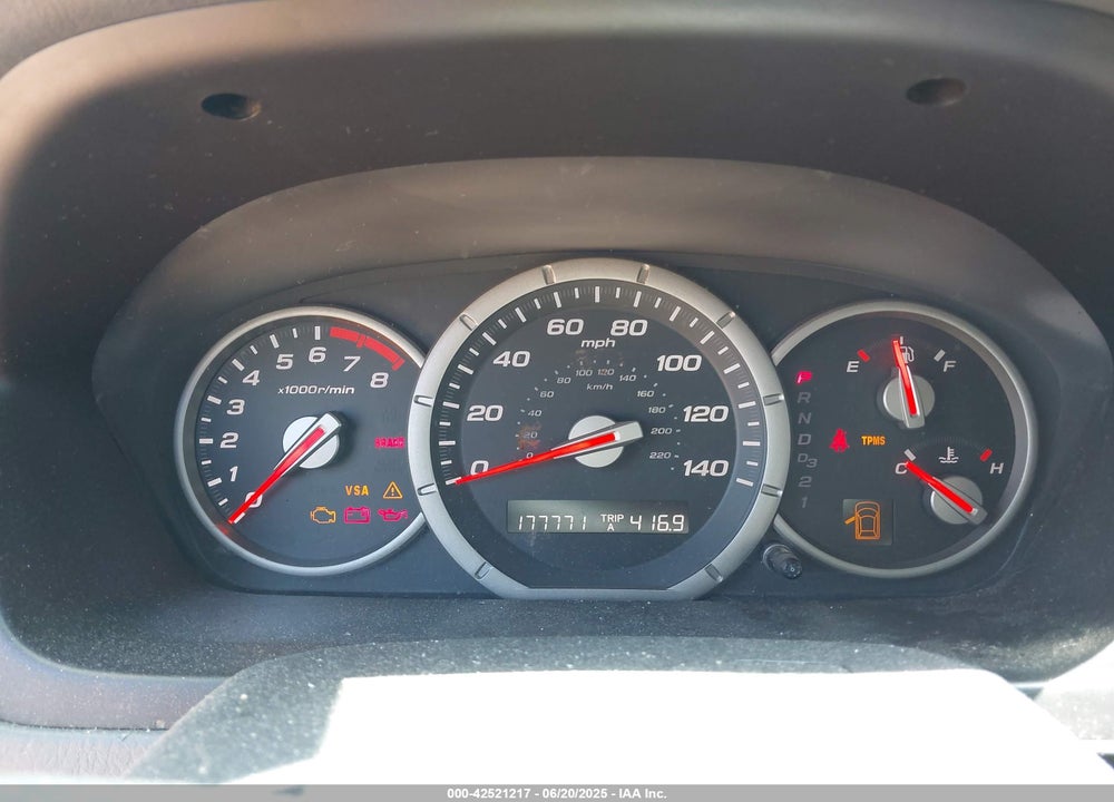 2008 HONDA PILOT VIN: 5FNYF183X8B000347
