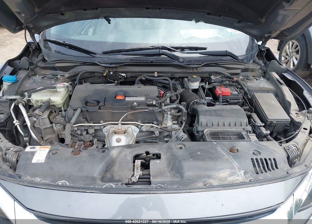 2018 HONDA CIVIC VIN: 2HGFC4B05JH307412