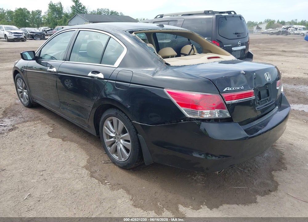 2011 HONDA ACCORD VIN: 1HGCP3F89BA019619