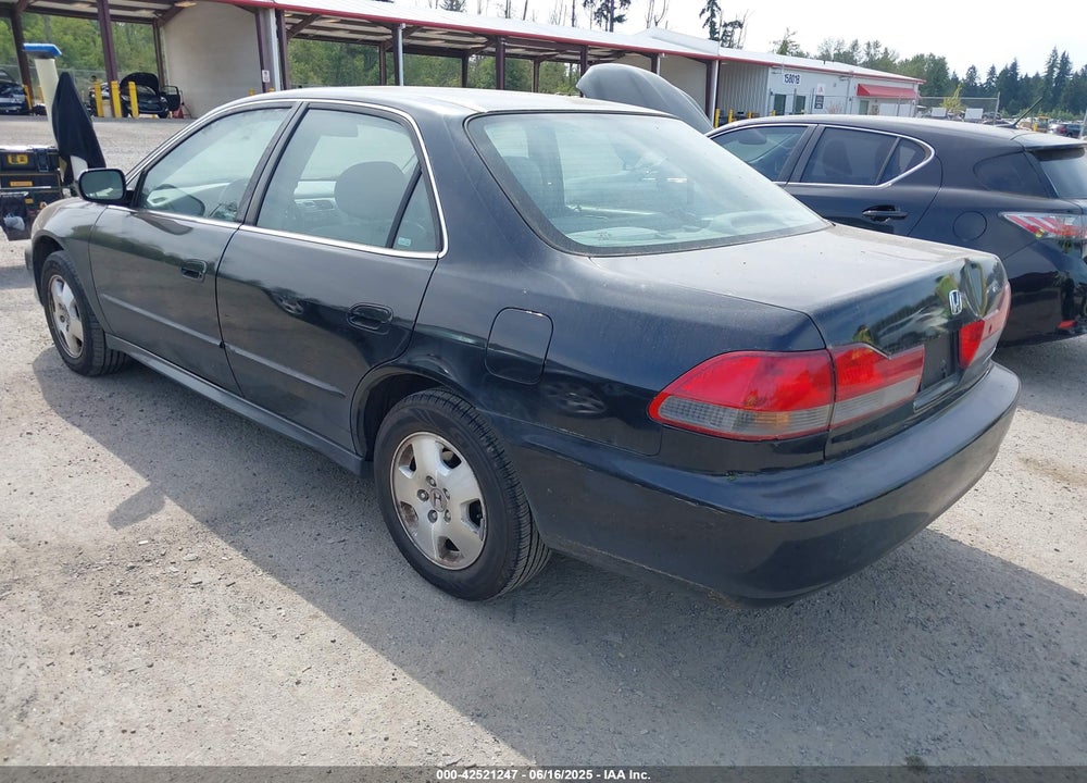 2002 HONDA ACCORD 3.0 EX VIN: 1HGCG16562A018969