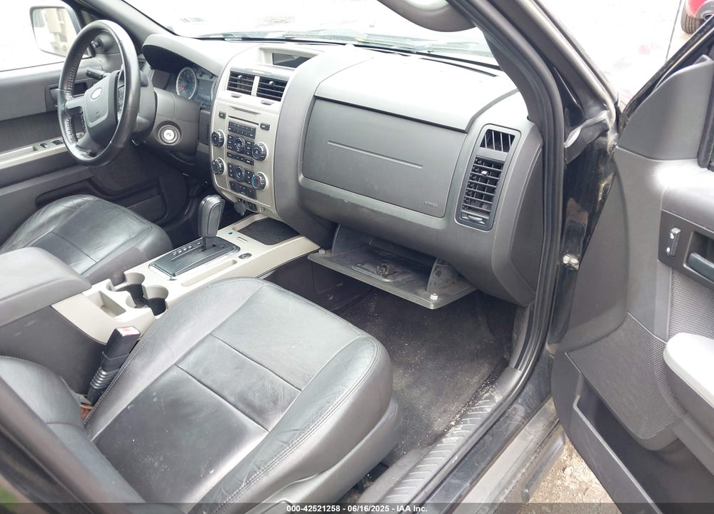 2011 FORD ESCAPE VIN: 1FMCU9DG7BKC35673