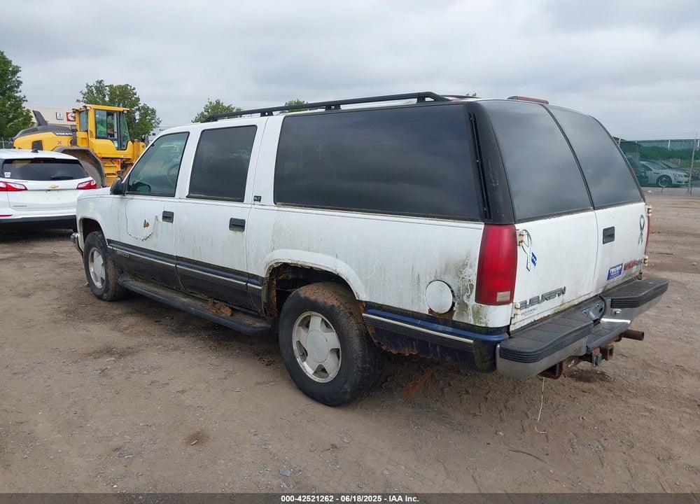 1997 GMC SUBURBAN 1500 SL VIN: 3GKFK16R2VG502239